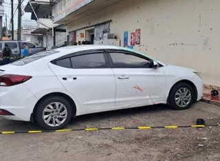 Acribillan a dos hombres en estacionamiento de mercadito en Torrijos Carter