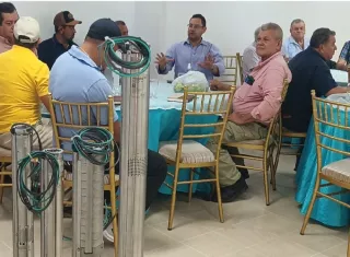 ¡Golpe a la sequía! Apuestan por turbinas solares en el campo