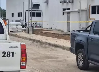 De acuerdo con el Ministerio de Salud (MINSA), la emergencia fue sofocada con rapidez gracias a la activación del sistema de rociadores instalado en la obra. Foto. Thays Domínguez