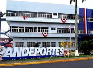 Auditores de la Contraloría General de la Nación le cayeron a Pandeportes.