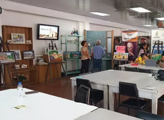 La directora regional del Ministerio de Cultura (MiCultura) en Veraguas, Dilcia Mitre, destacó que este tipo de exhibiciones fortalece el sentido de pertenencia de la población. Foto. Melquíades Vásquez