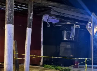 La víctima, malherida luego del ataque a mano armada, fue trasladada hacia la sala de urgencias de la Policlínica de Sabanitas, donde llegó sin signos vitales.