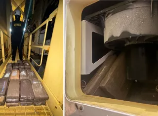 Los paquetes estaban ocultos dentro de un contenedor .  /  Foto: Diómedes Sánchez