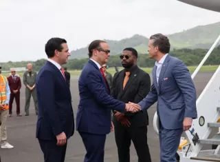 Esta es la segunda visita de Pete Hegseth a Panamá. Su primera visita ocurrió en abril de 2025, cuando se reunió con Mulino y autoridades panameñas para abordar la cooperación en seguridad y defensa.