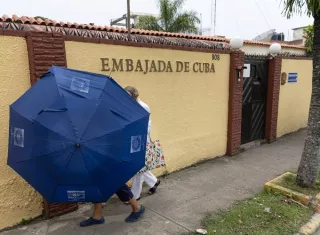 El jefe de la diplomacia cubana Bruno Rodríguez, afirmó que "no existe motivo alguno que justifique esta decisión de las autoridades dominicanas". Foto. EFE