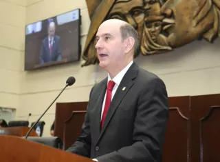 l ministro de Economía, Felipe Chapman, presentó ante la Asamblea Nacional una propuesta para eliminar temporalmente el impuesto en la compra de viviendas nuevas dentro de ese rango de precio.