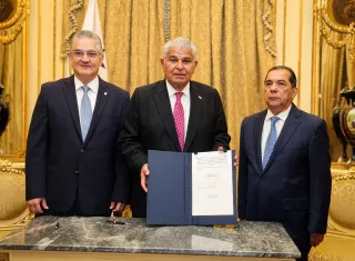 Esta mañana, Vega Osorio tomó posesión del cargo en el salón amarillo del Palacio de las Garzas, en presencia del presidente Mulino y del ministro de la Presidencia, Juan Carlos Orillac.