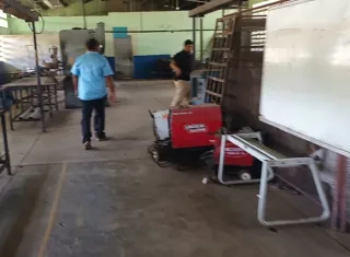 La familia educativa del IPT de Las Palmas en Veraguas exigen una pronta respuesta a sus peticiones. Foto. Melquíades Vásquez