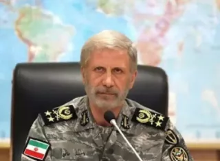 El comandante en jefe del Ejército iraní, el general de división Amir Hatami, dijo que decidieron poner en marcha el plan a raíz del "gran número de solicitudes" de personas que deseaban contribuir económicamente a la guerra con Israel y Estados Unidos.