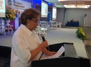 La presidenta nacional de Fedecámaras, Alicia Jiménez, destacó la necesidad de impulsar al sector de las MIPYMES para evitar el cierre de negocios. Foto. Melquíades Vásquez