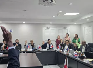 a Comisión de Presupuesto de la Asamblea Nacional aprobó por unanimidad el traslado de partida solicitado por el ministro Roberto Linares.