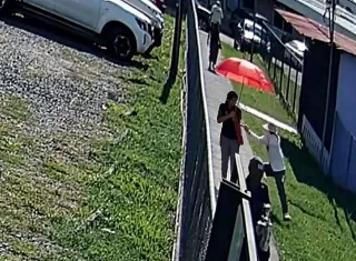 El asalto quedó plasmado en video