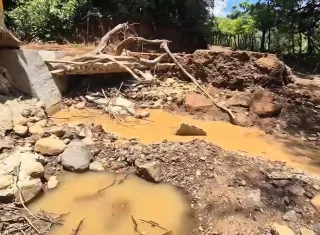 Esta estructura representa la principal vía de comunicación entre los sectores de Cerro Largo y el distrito de Ocú, en la provincia de Herrera. Foto. Thays Domínguez