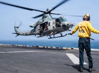 El Estado Mayor de Fuerzas Armadas iraníes aseguró por su parte en un comunicado que “asestará golpes aplastantes y devastadores al enemigo estadounidense, cobarde y malicioso”. Foto. @CENTCOM 