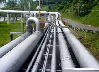 Panamá adquiere la totalidad de un oleoducto transístmico 