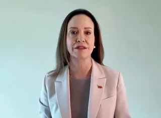 María Corina Machado, dijo que "En un país con las dimensiones y la fragilidad institucional de Venezuela, ningún sector podrá funcionar de manera aislada". Foto. EFE