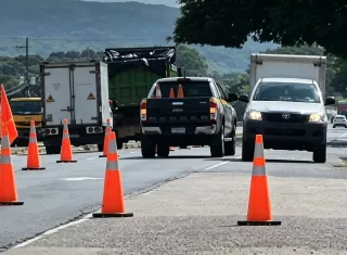 La víctima es un adulto mayor que intentaba cruzar la vía. 