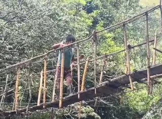 ¡40 años arriesgando la vida! Exigen puente en el río Cobre