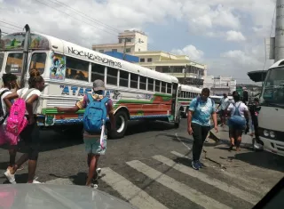 En mayo pasado, este gremio paralizó el servicio durante una hora para exigir respuestas al Gobierno, una medida de fuerza que amenazan con repetir. Foto. Eric Montenegro