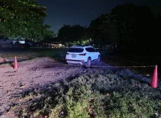 El vehículo fue ubica abandonado en Ciudad Radial.  /  Foto: PN