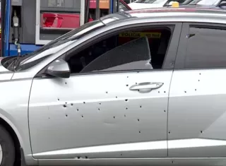 Peliculón en Pueblo Nuevo: balacera en gasolinera, persecución y dos detenidos