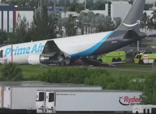 El avión, un Boeing 767-300, había partido del Aeropuerto Internacional Luis Muñoz Marín, en San Juan de Puerto Rico, con los dos tripulantes a bordo. Foto. EFE