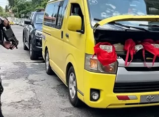 El dinero estaba hábilmente oculto en el motor.  /  Imagen: PN
