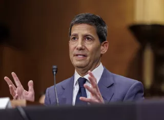 Los doce miembros con derecho a voto del Comité Federal de Mercado Abierto (FOMC) de la Fed adoptaron la decisión de manera unánime. Foto. EFE