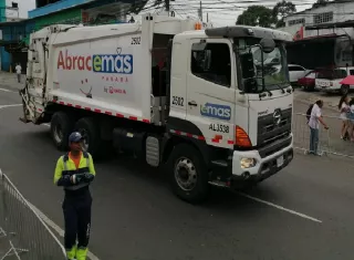 Asimismo, en el aspecto financiero, observó que el pliego evaluaba las razones de liquidez y la deuda total sin establecer un índice mínimo obligatorio para los proponentes. Foto. Eric Montenegro