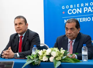 El nuevo viceministro Administrativo, William González, agradeció la bienvenida y expresó su disposición de trabajar de manera coordinada con los equipos del ministerio. Es la primera actividad a la que asiste en compañía del ministro Ventura Vega.
