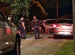 El trabajador del volante estaba muerto dentro del vehículo.  /  Foto: Eric Montenegro