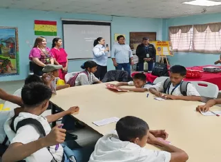 Con "Cine en tu Comunidad", el MINSA busca ampliar los espacios educativos para la salud en la región. Foto. Cortesía