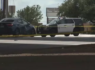 El congresista de Texas, Greg Casar, exigió una investigación y la publicación "inmediata" de de las imágenes de las cámaras de los agentes, en un mensaje en su página de X.