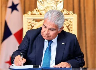 Mulino veta proyectos sobre jubilados y reglamento de la Asamblea