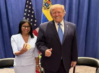 Donald Trump y Delcy Rodríguez mantuvieron un encuentro este martes durante una recepción con mandatarios extranjeros con motivo de la Semana de Alto Nivel de la ONU. Foto. EFE/ @delcyrodriguezv