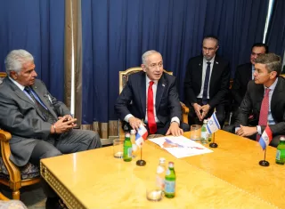 Netanyahu destacó la importancia de que los países desarrollen capacidades propias en estas áreas y mencionó además el potencial de tecnologías como los drones.