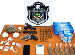 Paso Blanco: encuentran armas y presunta droga en vehículo hurtado