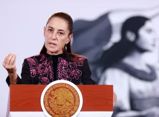 Las declaracione de la presidenta Claudia Sheinbaum se dan después de que la violencia volviera a golpear a la comunidad estudiantil de Morelos este domingo con el asesinato a tiros de dos alumnos de preparatoria en Cuernavaca, capital del estado, apenas quince días después del feminicidio de la joven estudiante española. Foto. EFE
