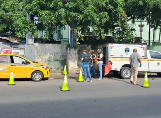 Le montan pasajero al taxi y resulta que estaba muerto ¿Qué pasó? 