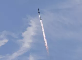 SpaceX hace historia: Su gigante Starship alcanza la órbita terrestre