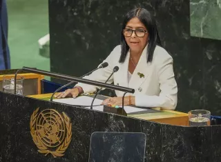Delcy Rodríguez informó sobre la solicitud de reforma y afirmó que es para "avanzar en la despenalización de las conductas previstas" en la Ley de Odio. Foto. EFE