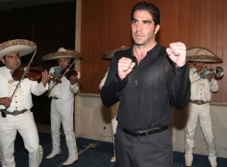Muere el polémico político, estrella de 'realities' y boxeador Jorge Kahwagi