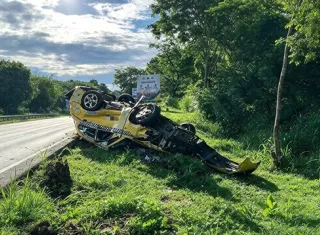 El trabajador del volante falleció en la escena del vuelco. / Foto: Eric Montenegro
