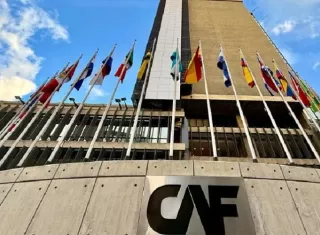 Esta canalización de recursos se lleva a cabo en estrecha coordinación con el Ministerio de Economía y Finanzas de Panamá (MEF) para garantizar que el apoyo financiero se ejecute de manera estratégica en los sectores prioritarios. Con esta acción, CAF reafirma su compromiso como aliado clave del pueblo panameño.