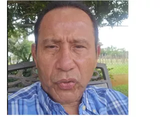 Nenito pasa el susto de su vida por el sismo y duerme en el patio