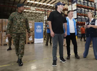 El embajador estadounidense en Panamá, Kevin Marino Cabrera, informó que los vehículos fueron financiados por Estados Unidos y entregados al Servicio Nacional de Fronteras (Senafront).