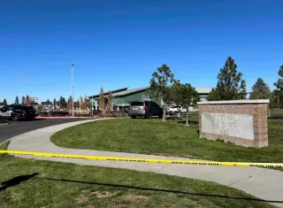 EE.UU: Cuatro muertos en un tiroteo en una escuela de primaria en Oregón