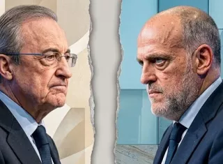 Florentino Pérez (i) presidente del Real Madrid y Javier Tebas, presidente de la Liga Española. 