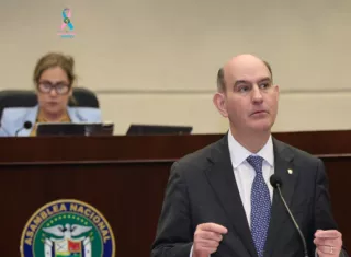El presupuesto todavía debe completar su trámite legislativo con el tercer debate antes de convertirse en ley.
