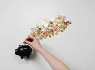 Uno de los datos es incluir el ahorro dentro de tu presupuesto. Foto: Pexels